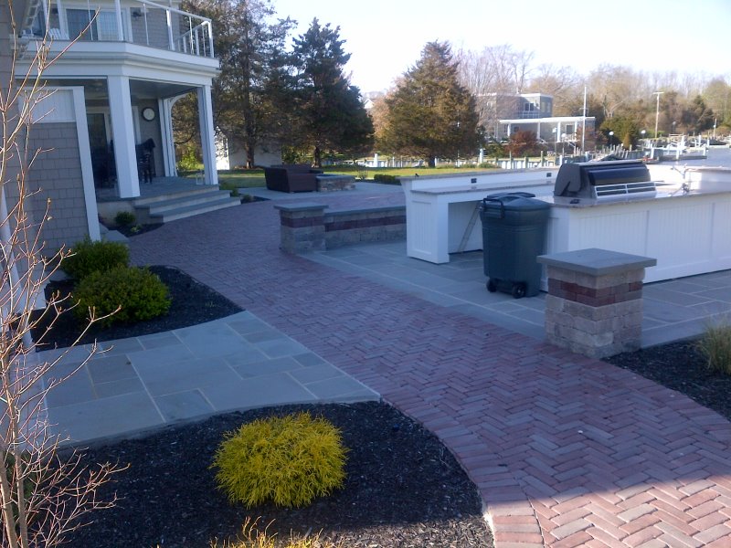 unilock copthorne pavers with outdoor kitchen